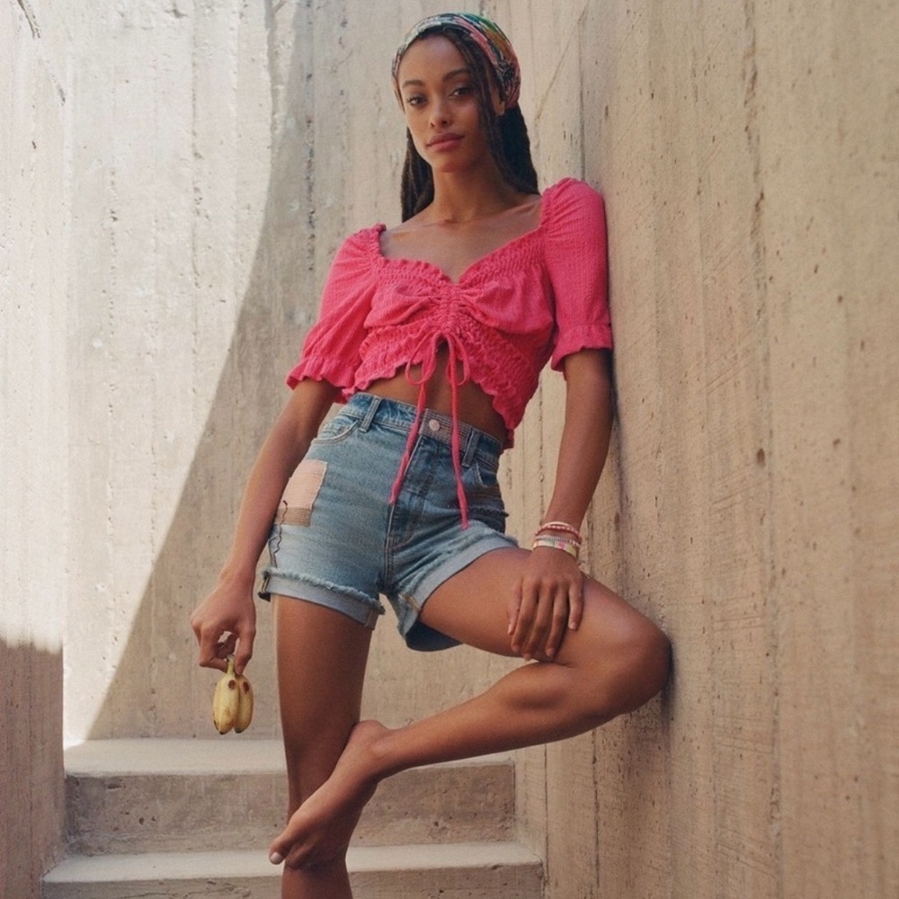 Anthropologie Pilcro Puff Sleeved Crop Top in Rose Red Pink Small